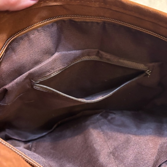 Shoulder Bag Fringe Camel Brown Suede-like material Soft Like New - Picture 10 of 14